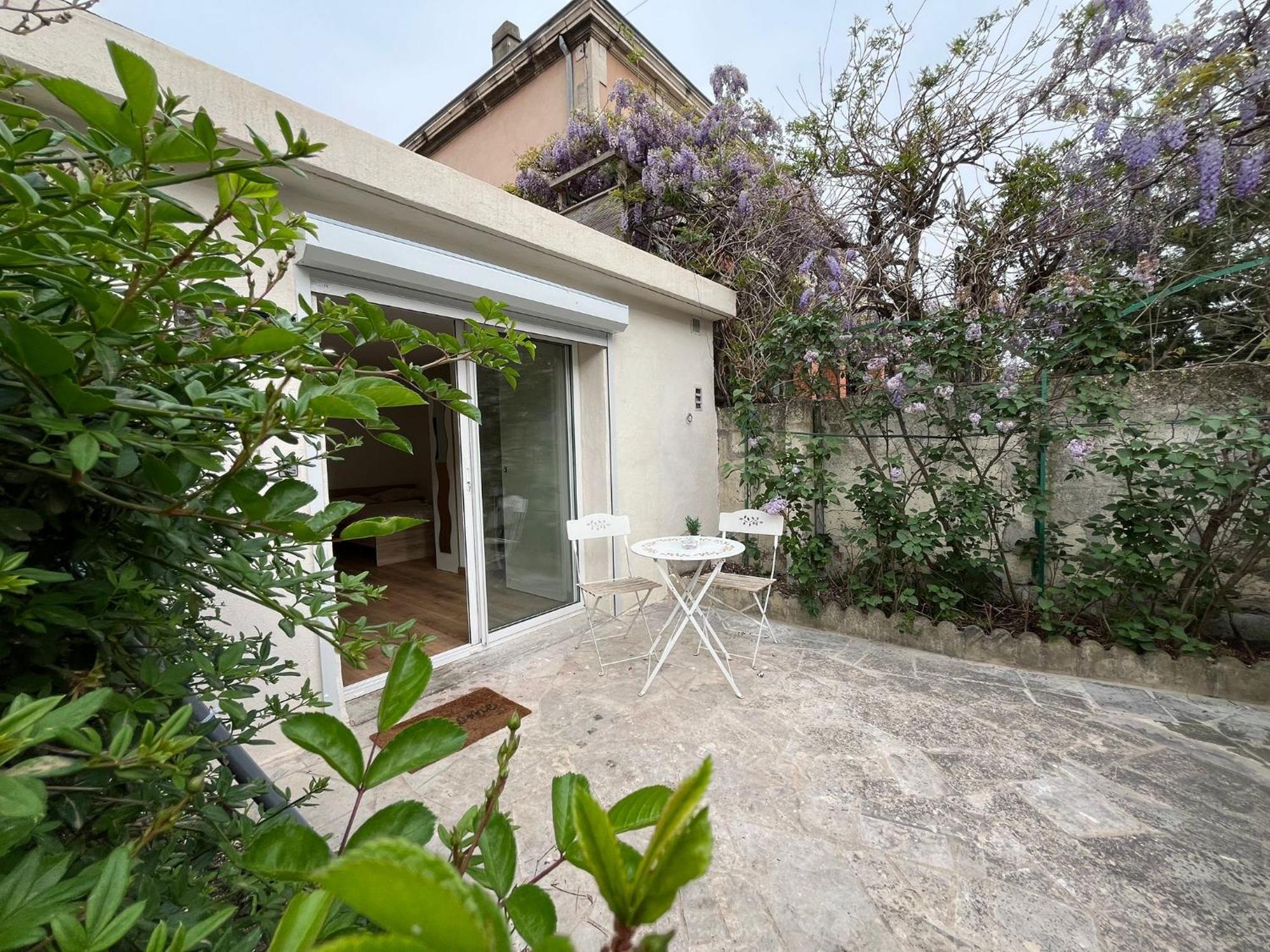 Studio Avec Clim Et Terrasse Proche Du Centre Ville D'Aviñón Exterior foto